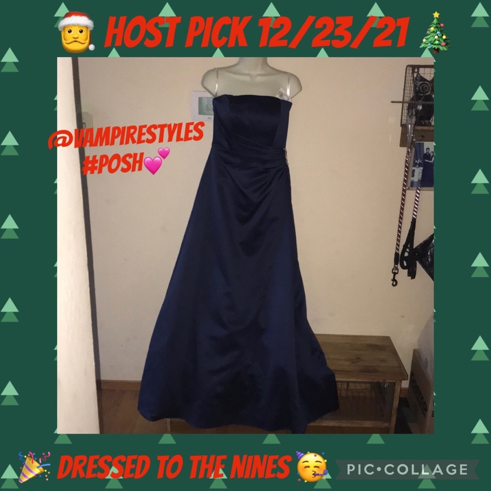 David’s bridal size 4 blue dress 👗 New